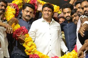 ఎన్టీఆర్ పేరు ఎత్త‌లేదే.. బాల‌య్యా…