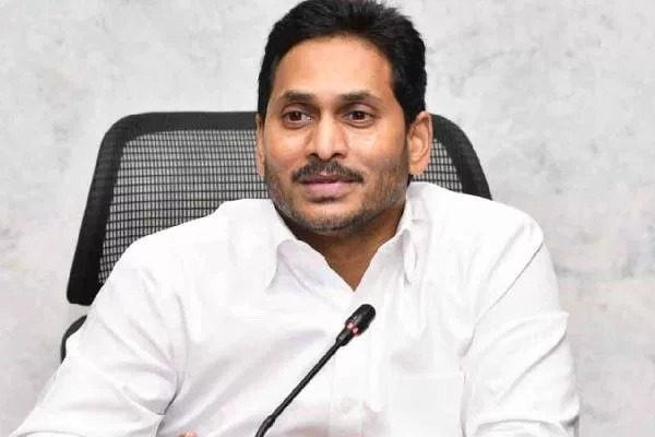 అప్పుడే ఎన్నికల కోసం ముస్తాబవుతున్న జగన్ !