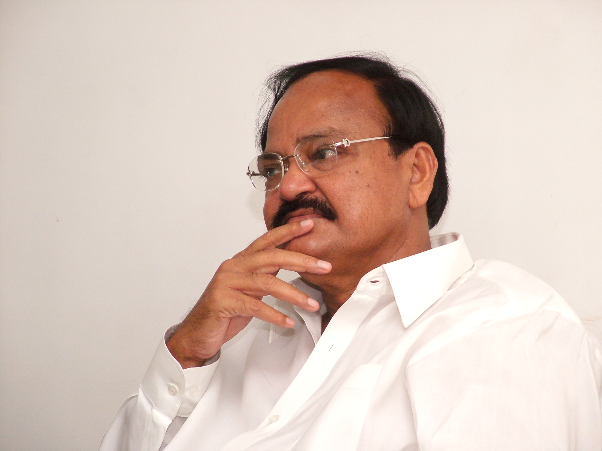 Leave Controversies to Law: Venkaiah Appeals to Telugu CMs