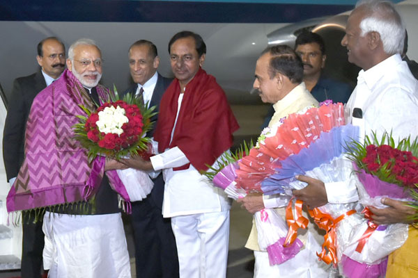 Narendra Modi reaches Hyderabad for DGPs meet