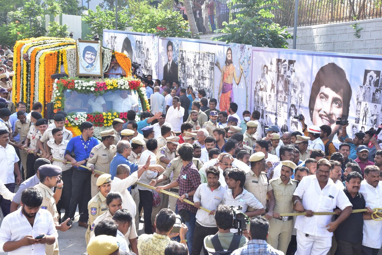 Superstar Krishna Garu Final Rites