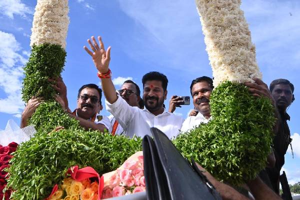 Revanth Reddy participates in the Dussehra Celebrations at Kondareddypalli